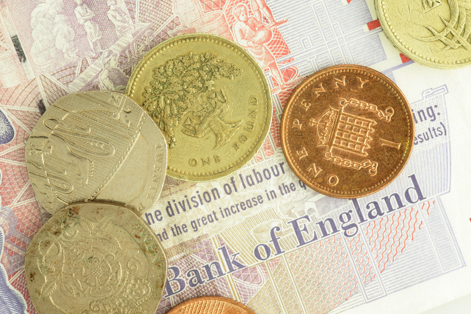 Set Of British Pound Coins And Notes