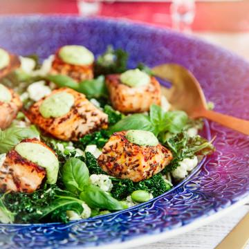 Kumminstekt Lax Med Blomkal Och Gronkalssallad Med Parmesan Och Basilikadipp Foto Sanna Livijn Wexell Mathem 1 360X360